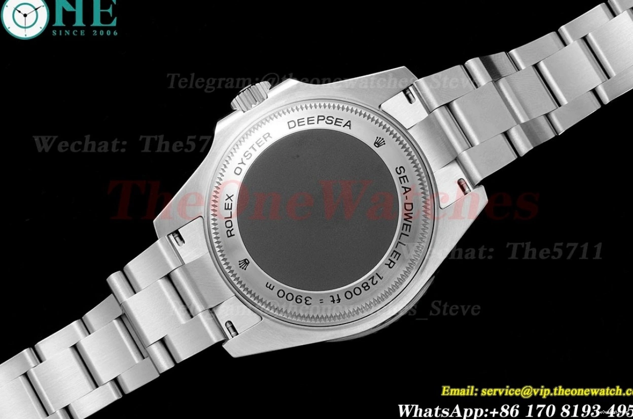 dweller APF SS 126660 VR3235 Black DeepSea 44mm Dot SS 0407